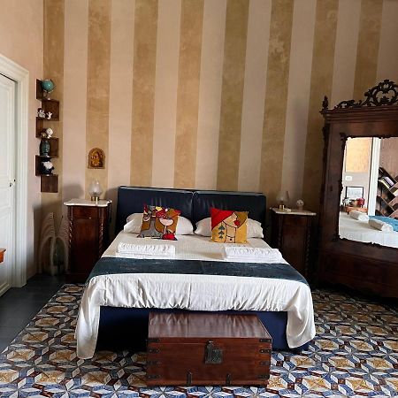 Palazzo Zappata Luxury Room Noto Centro Buitenkant foto