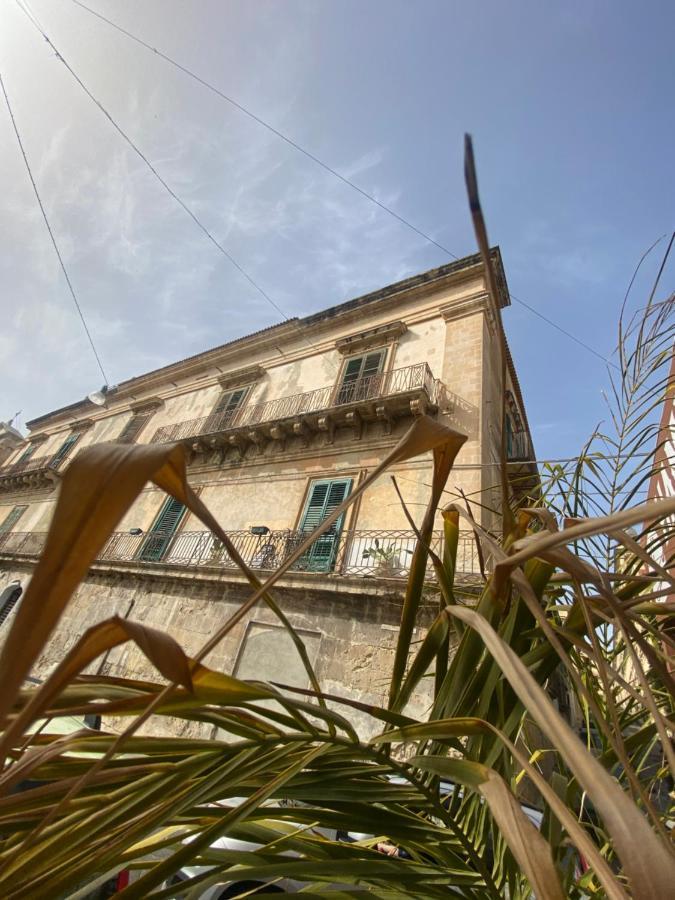 Palazzo Zappata Luxury Room Noto Centro Buitenkant foto