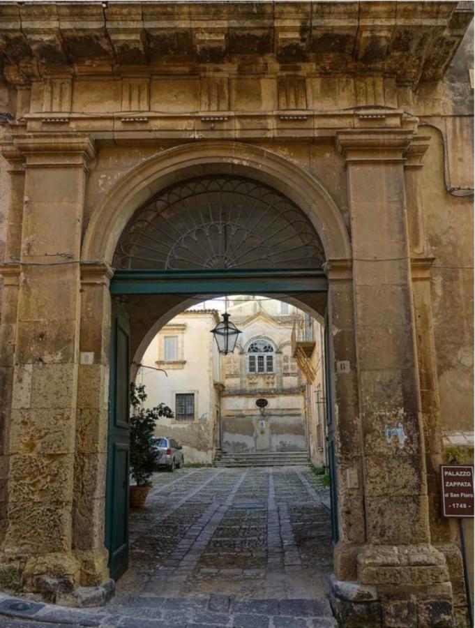 Palazzo Zappata Luxury Room Noto Centro Buitenkant foto